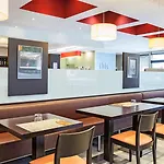 Ibis Hotel 2*