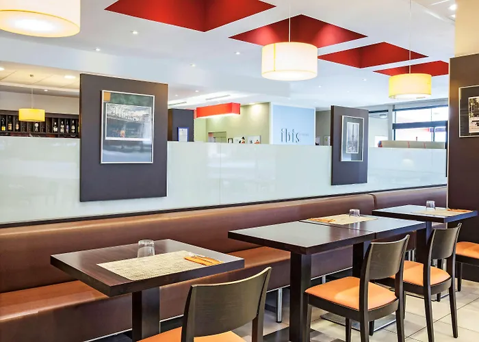 Ibis Hotel 2*