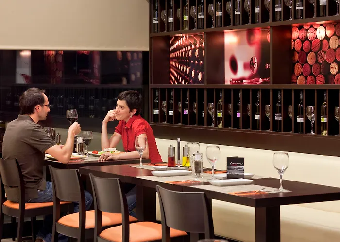 Ibis Hotel 2*