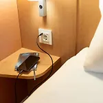 Ibis Hotel 2*