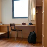 宜必思里波列特酒店 酒店 2*