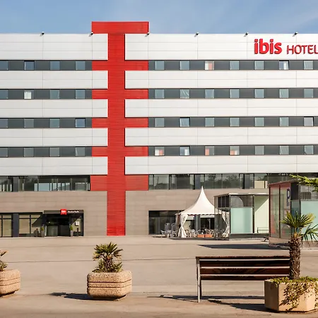 Ibis Отель Рипольет