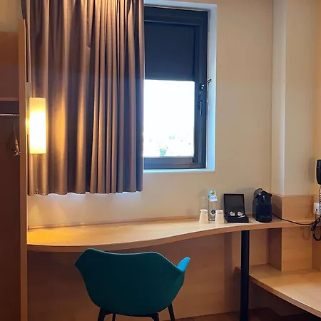 Ibis Hotel