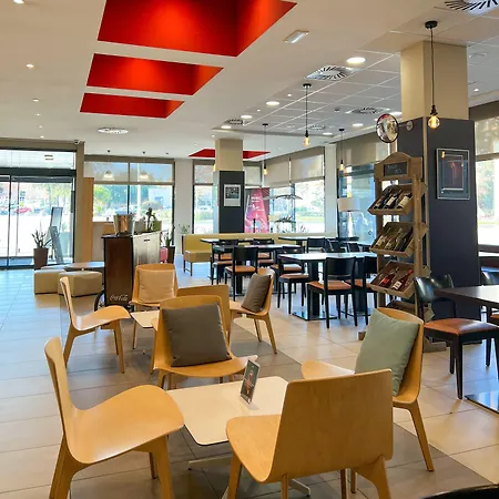 Ibis Ξενοδοχείο