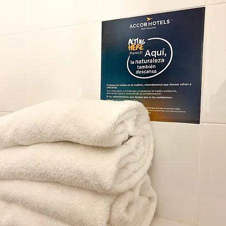 Ibis 2* Ripollet