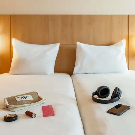 Ibis Отель Рипольет