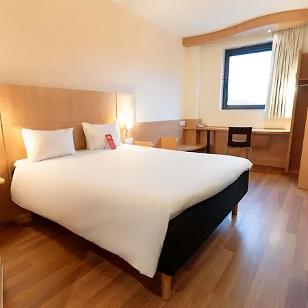 Ibis Hotel